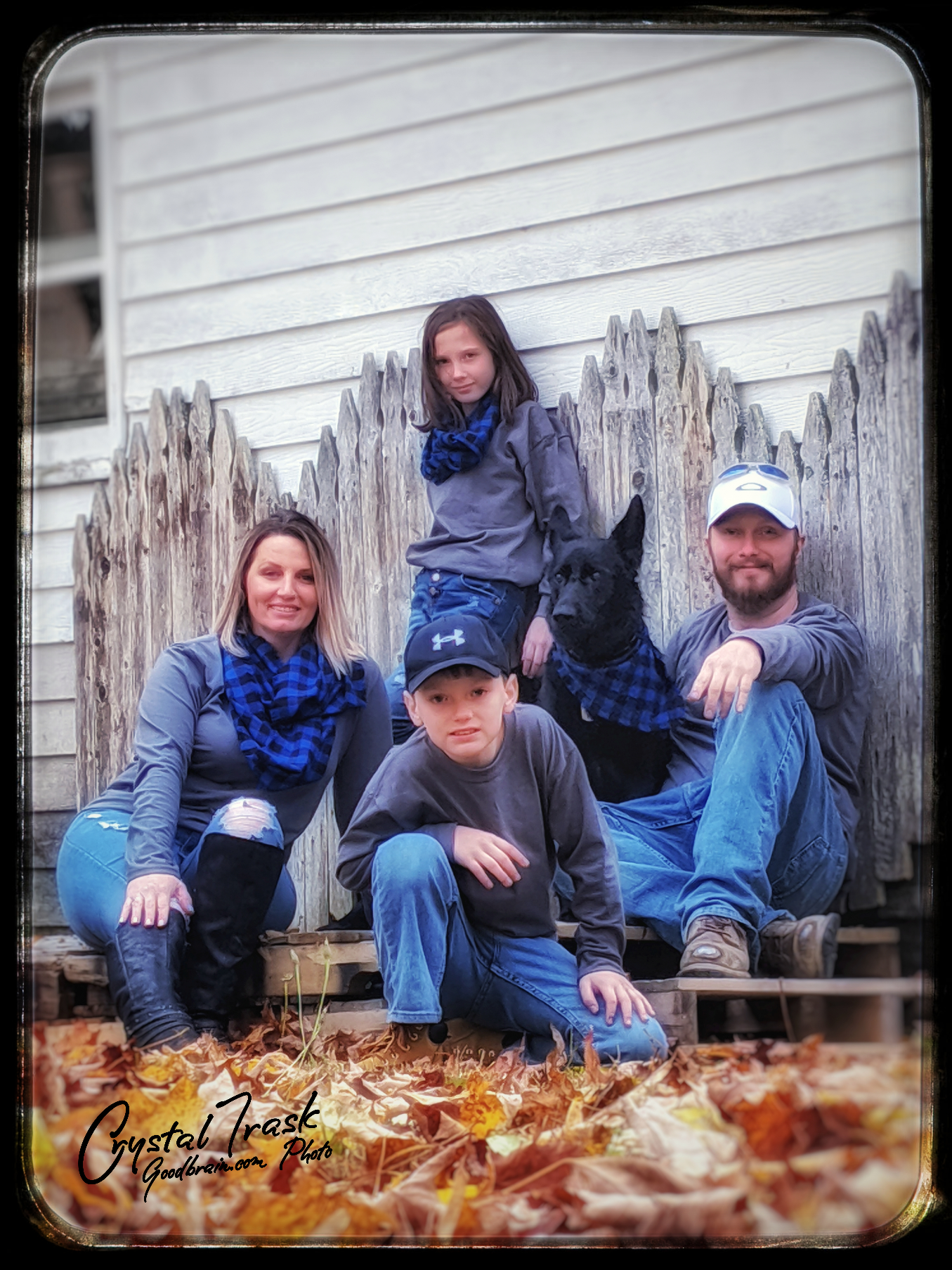 The Sullivan Family in a Gone Flannel Portrait by Crystal Trask of Goodbrain.com Photo